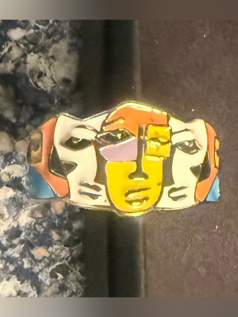 Abstract Face Enamel Ring - Multicolor